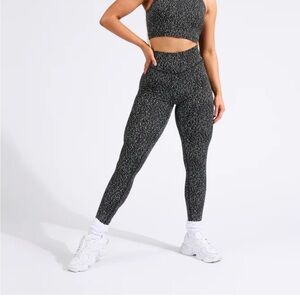 Rosa Jacquard Bossy Legging Size Large